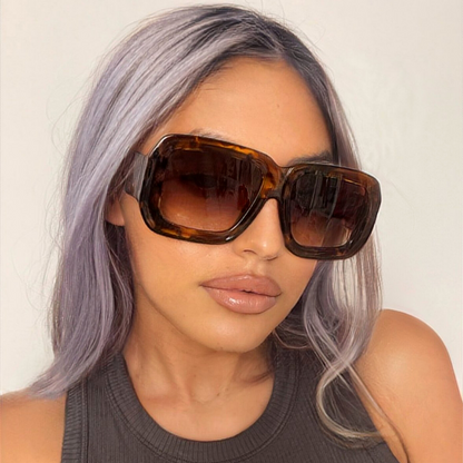 Retro square sunglasses - neutrals